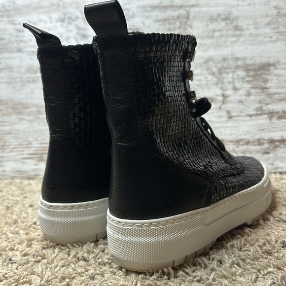 Aquatalia Tess Lace Up Woven Leather Sneakers Size 8.5 Black - Picture 5 of 11